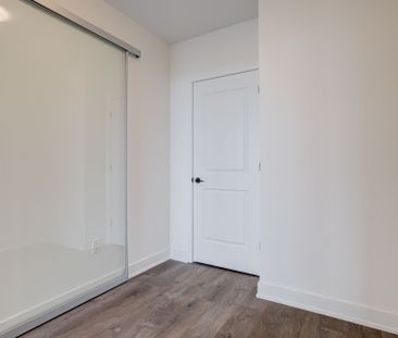 For Lease - 2333 Khalsa Gate Unit# 406, Oakville, Ontario - Photo 3