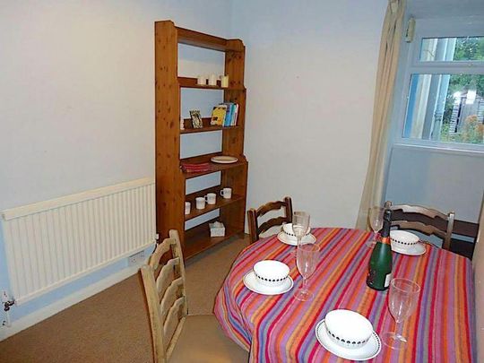 3 bedroom terraced house to rent - Photo 1