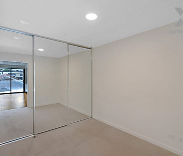 Modern Living in the Heart of South Melbourne - Photo 3