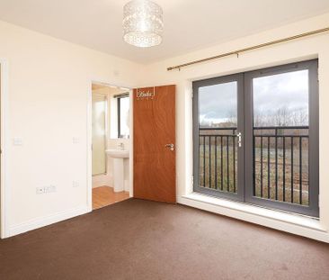 2 bedroom apartment to rent - Photo 2