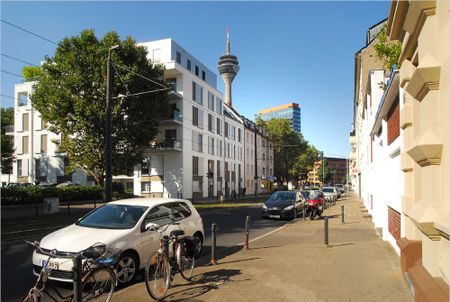 2 Zimmer in Düsseldorf - Photo 2