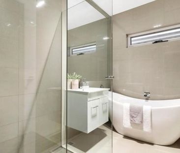 Space & Light - Photo 6