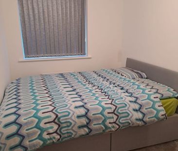 Room in a Shared House, Lynchets Road, LU2 - Photo 3
