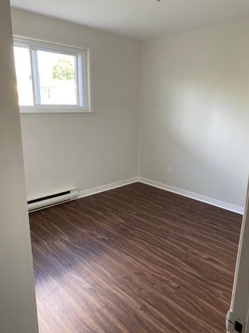 Oak Street Apartments - Photo 4