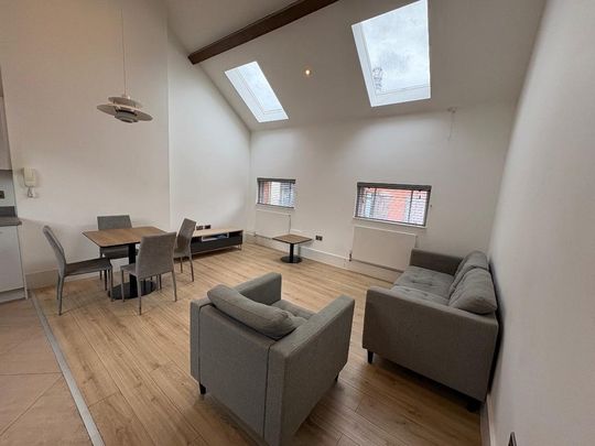 2 bedroom flat to rent - Photo 1