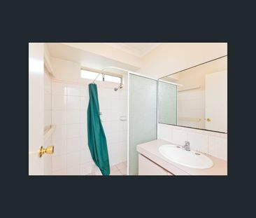1/65 Alfred Road, Mount Claremont, WA 6010 - Photo 2