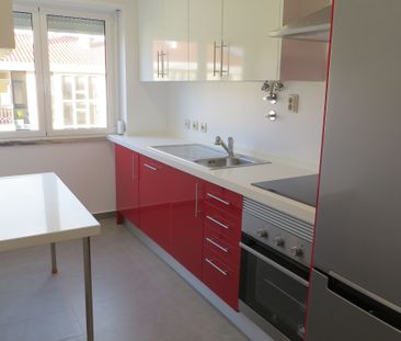 T1 Remodelado no Junqueiro (Carcavelos) | 2º Andar | Perto da Praia... - Photo 1