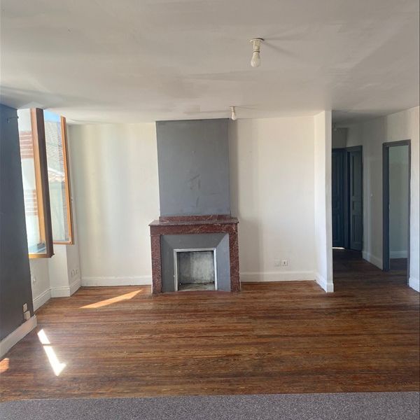 4 pièces - 77 m² - 1er étage - Colocation autorisée - Photo 1