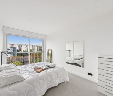 Vue Panoramique & Grand Standing – Superbe T4/5 Meublé de 97 m² ave... - Photo 2