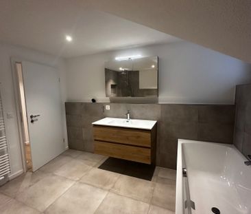 Spacieux appartement de 4,5 pièces rénové à Bévilard - Foto 6