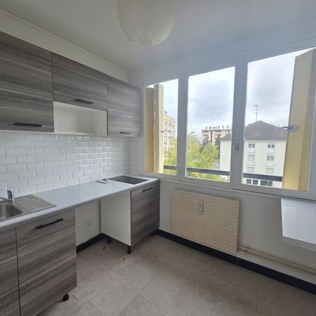 Location Appartement 1 pièce 26m² TROYES 10000 - Photo 3