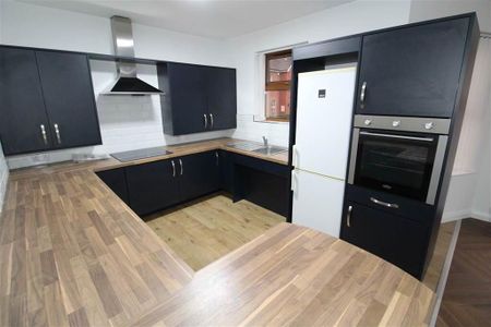 2 Dillons Grange, Newtownabbey, BT37 0HU - Photo 3