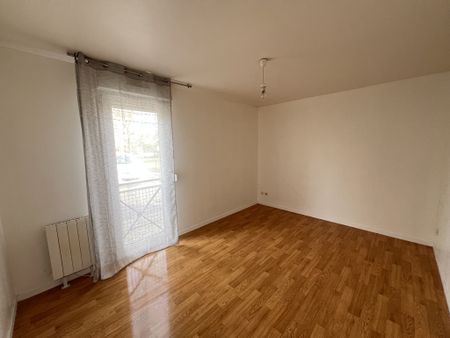 Location Appartement 2 pièces 47m² ST JEAN LE BLANC 45650 - Photo 3