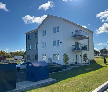 Magnifique Condo locatif neuf 3 1/2 secteur Charny pour mai 2026 - Photo 2