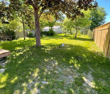 For Lease - 241 Elm Avenue, Georgina, Ontario - Photo 4