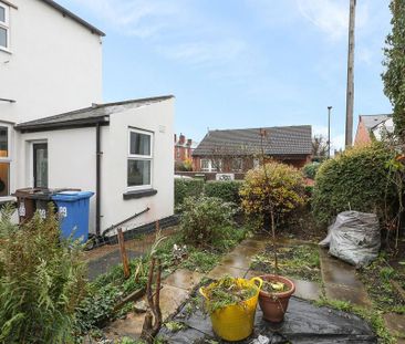 3 bedroom end of terrace house to rent - Photo 6