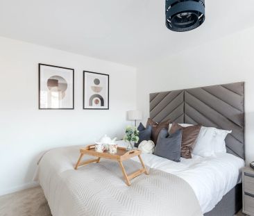 3 Bed, House - Photo 1