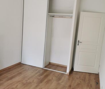 Location Appartement 2 pièces 39m² LA MOTTE SERVOLEX 73290 - Photo 2