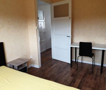 Location Appartement 4 pièces Meublé 66m² LE CREUSOT 71200 - Photo 6