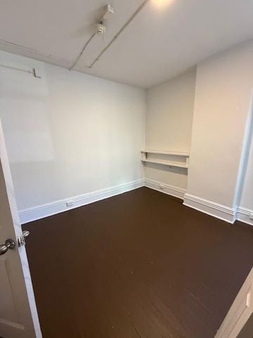 For Lease - 132 Dundas Street Unit# Upper, Toronto, Ontario - Photo 2