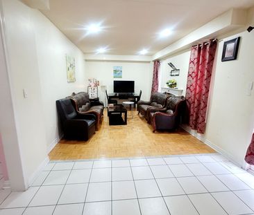 For Lease - 5 Pantomine Boulevard, Brampton, Ontario - Photo 6