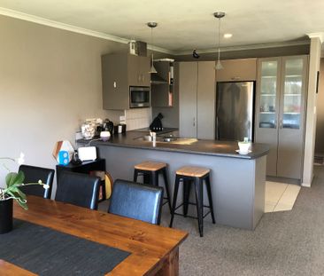 Indoor Outdoor Living - Papamoa - Photo 1