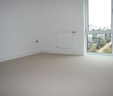 Superb 2 double bed executive apartment on the top floor of the sou... - Photo 1