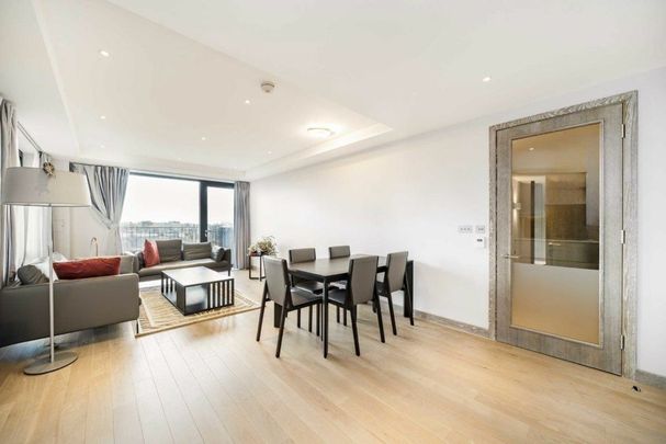 Chivers Passage, London, SW18 - Photo 1