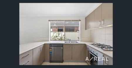 Where Comfort Meets Family Living - Photo 3