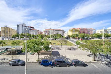 Alameda Dom Afonso Henriques, Lisbon, Lisbon 1000-123 - Photo 4