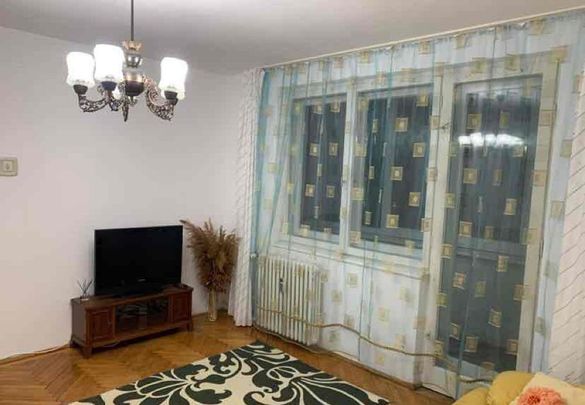 Închiriez apartament cu două camere in rădăuți. - Photo 1