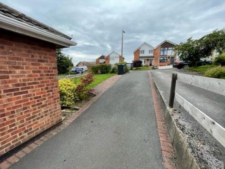 2 bedroom bungalow to rent - Photo 2