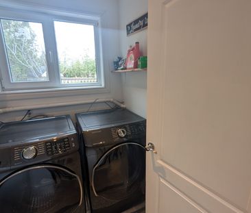 For Lease - 247 Poplar Avenue, Tay, Ontario - Photo 5