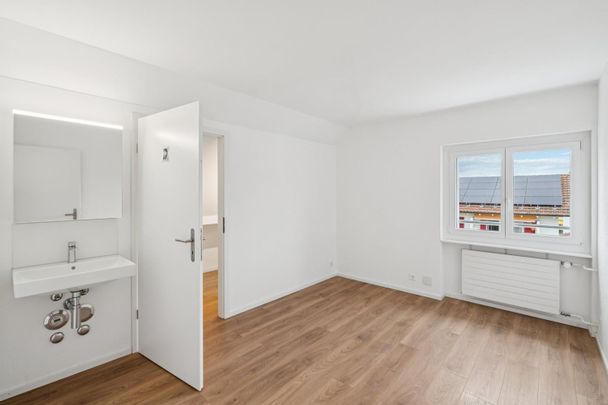 Wohnen auf höchstem Niveau Traumhafte 6.5-Zimmer-Maisonette nach T... - Photo 1