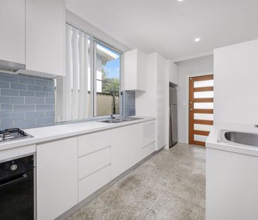 Modern Two Bedroom Granny Flat - Photo 3