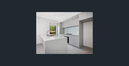 Three Bedroom Townhouse - Photo 2