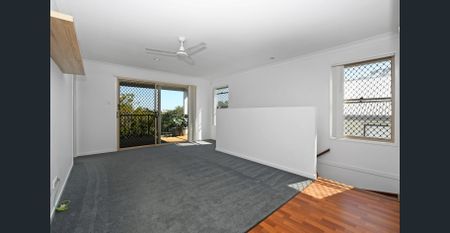 Welcome to Your Dream Home in Springfield Lakes! - Photo 4