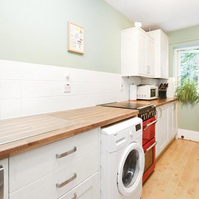 2 bedroom terraced house to rent - Photo 1