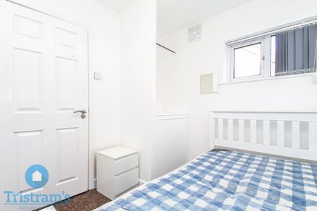 4 bed Semi-Detached House for Rent - Photo 5