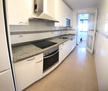 Middle Floor Apartment · Marbella - Photo 2