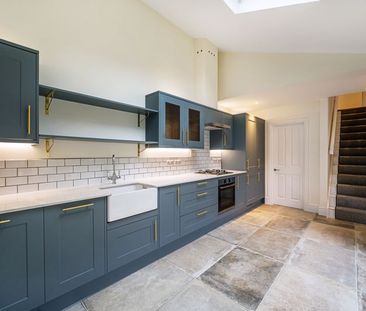 St Christophers Road, Haslemere - 3 bedrooms Property for lettings ... - Photo 3