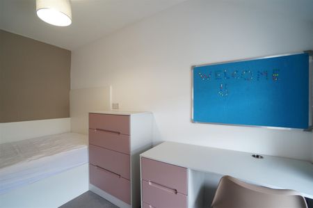 23 Fron Square - Photo 5