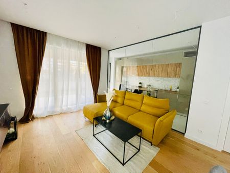 Apartament de inchriat 2 camere,gradina, parcare, Nusco City, NOU - Photo 3