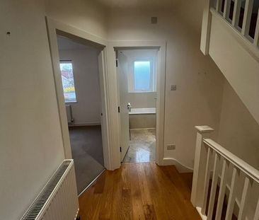 Room in a Shared House, Goston Gardens, CR7 - Photo 1