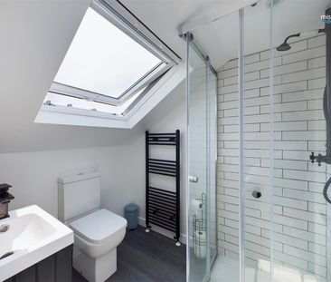 4 bedroom terraced house to rent - Photo 6