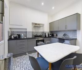 Borough Road Room 1, Middlesbrough - Photo 5