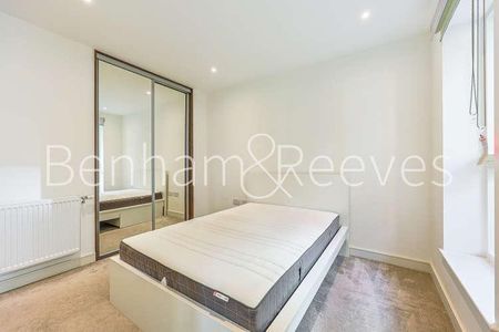 Accolade Avenue, Southall, UB1 - Photo 4