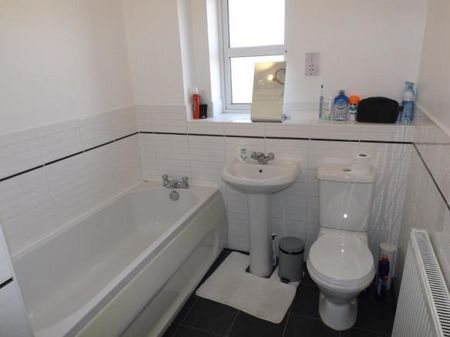 Keysmith Close, Willenhall, WV13, Property for rent - Photo 4