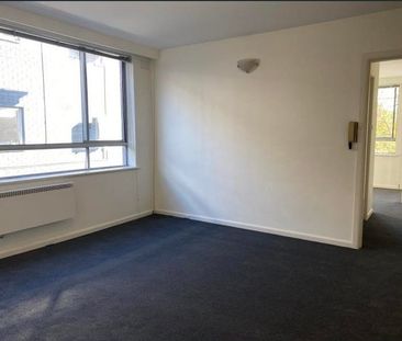 APARTMENT LIVING AT ITS BEST! - Photo 1