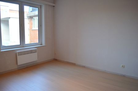 1 slaapkamer appartement in het centrum van Kortrijk - Photo 2